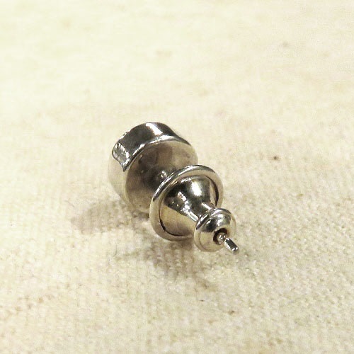 STONE STUDS ROUND PIERCE SV