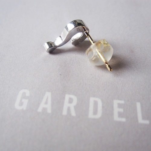 NATURAL QUESTION PIERCE