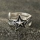 W-LARGE ARROW LARGE STAR FREE RING