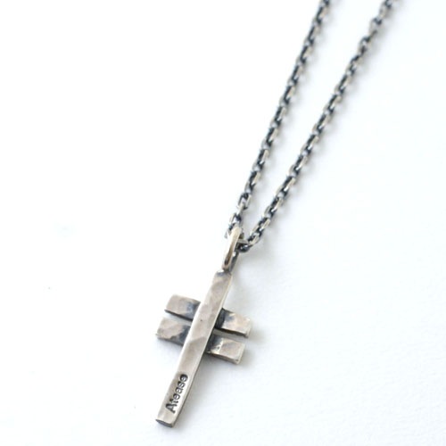 DRAGONFLY NECKLACE
