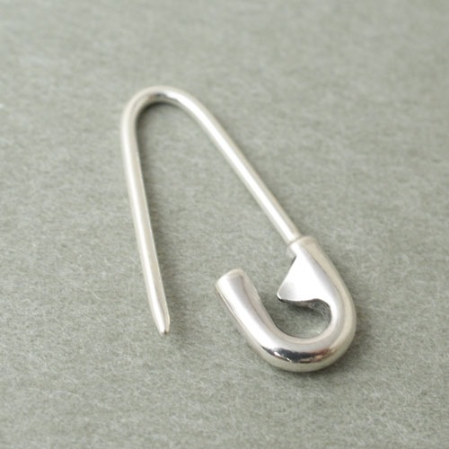 SAFTY PIN PIERCE SV