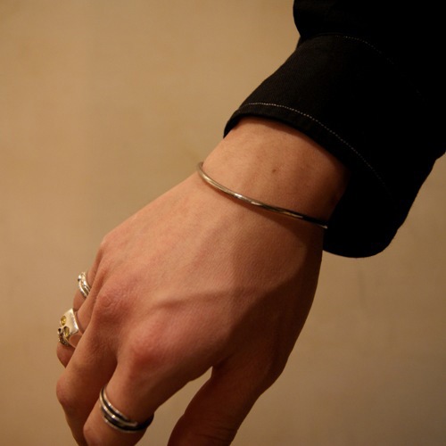 SIMPLE SILVER BRACELET����ƣ�򤵤�����