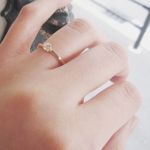 WAVE SLENDER ENGAGEMENT RING-18KYG