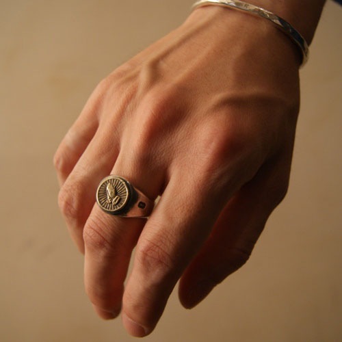 �ǲ�ֶ򤫼Ԥο�ʬ�װ���䤵�����ѡ�HAND RING 