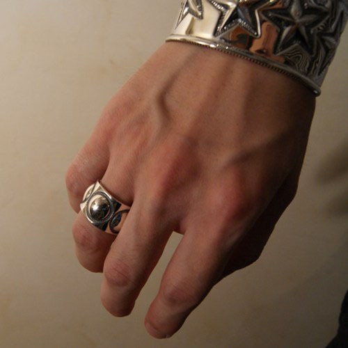 MOON SWEET PEA W / STRAIGHT EDGE