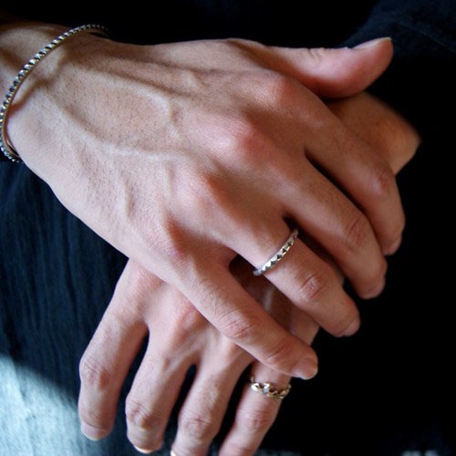 STUDS SILVER RING