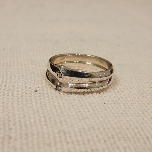 HUG RING L DIA