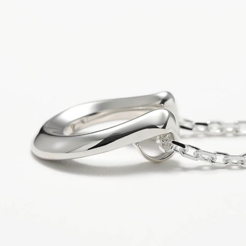 Ridge Horseshoe Necklace Large - Silver