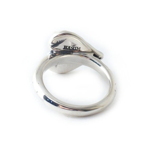 STAMP HEART RING