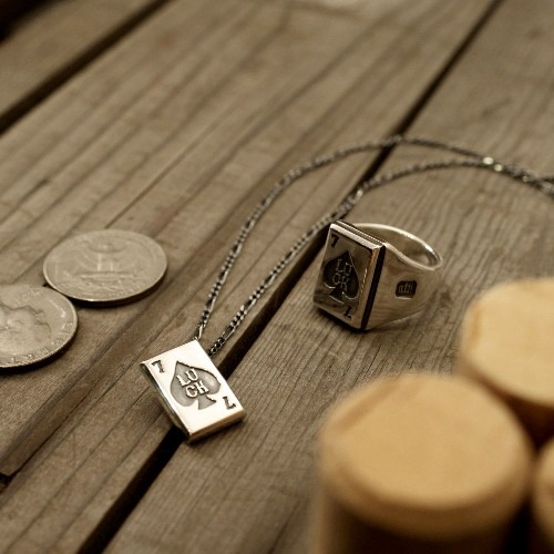 LUCK SPADE NECKLACE