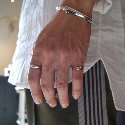 HUG RING L 10K