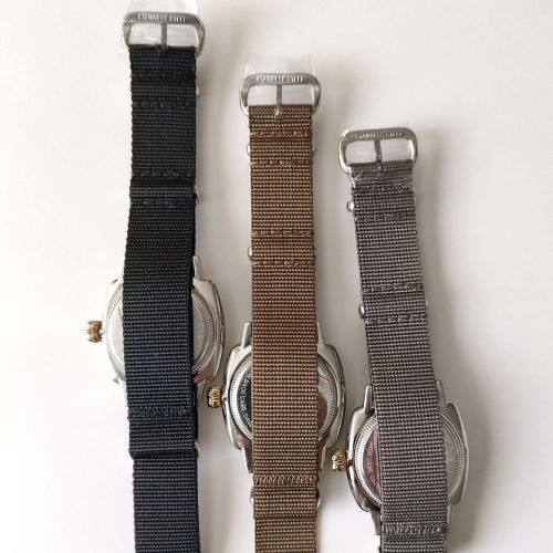 VAGUE WATCH Co. Coussin Early NATO Nylon Strap CG��������