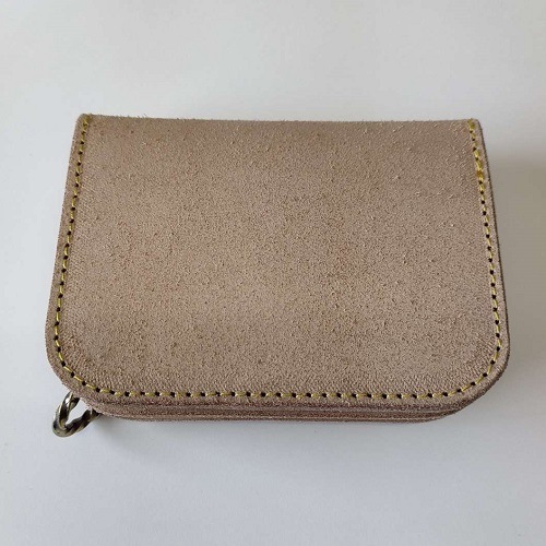 SHORT TRUCKER WALLET SPLIT NATURAL.��