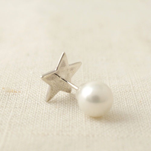 NEW MILITARY STAR & PEARL PIERCE