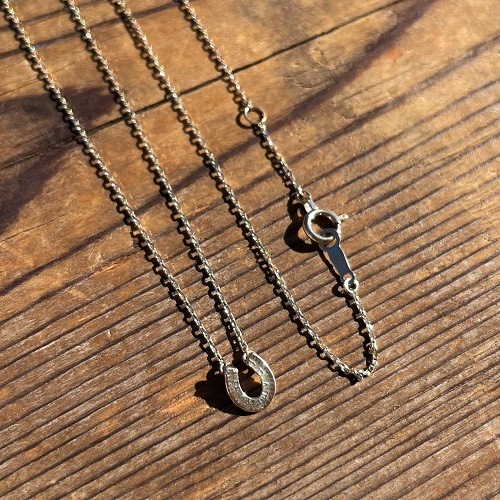 HORSE SHOE SMALL NECKLACE