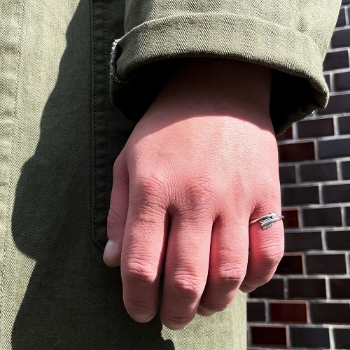 ARROW RING