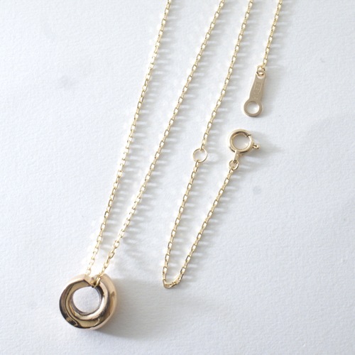 MOBIUS INFINITY NECKLACE K10