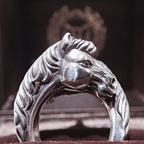 TWOFACE HORSE RING