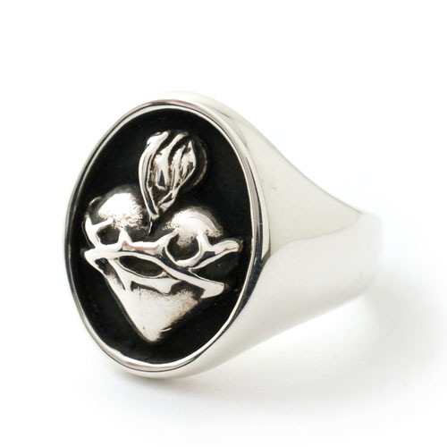 TINY SCARED HEART RING