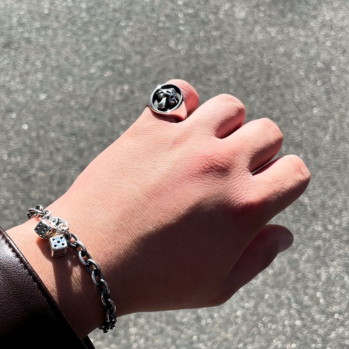 TINY SCARED HEART RING
