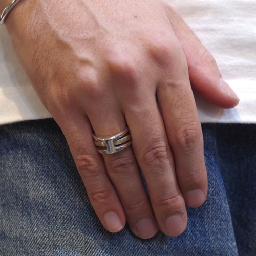 ��ͥ���˷��ʤ������ѥ�ǥ� ARMOR RING-SILVER