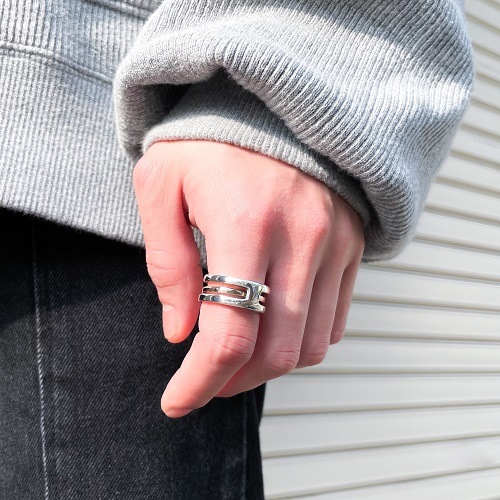 ��ͥ���˷��ʤ������ѥ�ǥ� ARMOR RING-SILVER