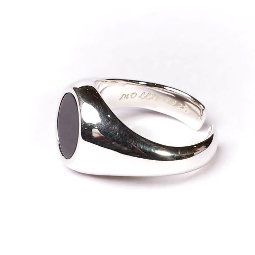 ONYX RING SIGNET FLAT ROUND SMALL