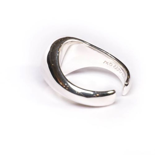 ONYX RING SIGNET FLAT ROUND SMALL