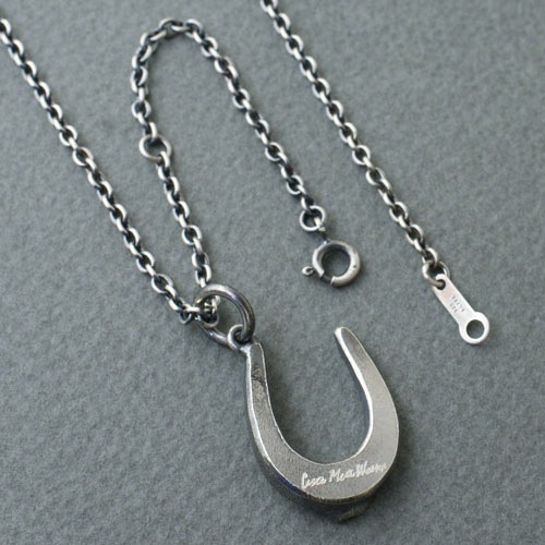 Horseshoe Luck Necklace SV