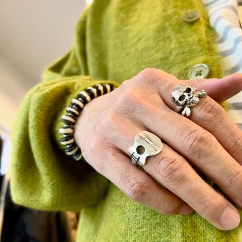 Darren Simonian Acoustic Guitar Ring Guns and roses Slash model.