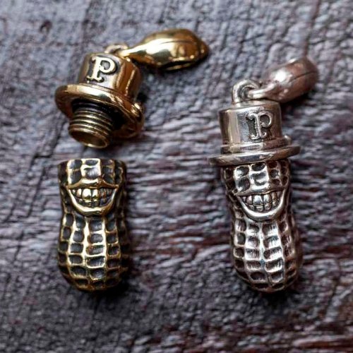 XLARGE PEANUTS/Brass