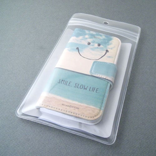 Atease SMILE BEACH SMARTPHONE�������ե����Ģ������iPhone 15