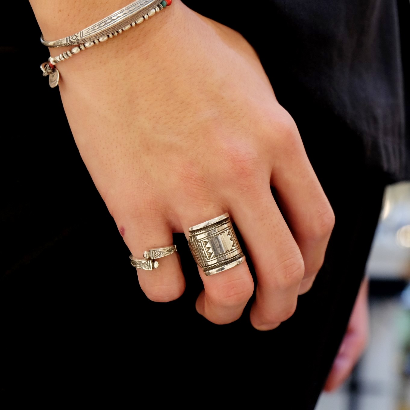 TUAREG SILVER JEWELRY BALL END RING