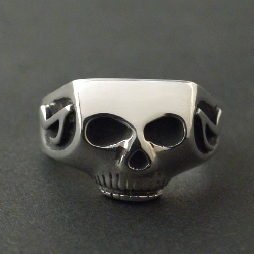 JIM SKULL RING MUSIC NOTE