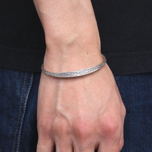 �ǲ��LOVE SONG�˥��Ρ��ޥ���湯�󤵤����ѥ�ǥ� TUAREG SILVER BRACELET��LARGE
