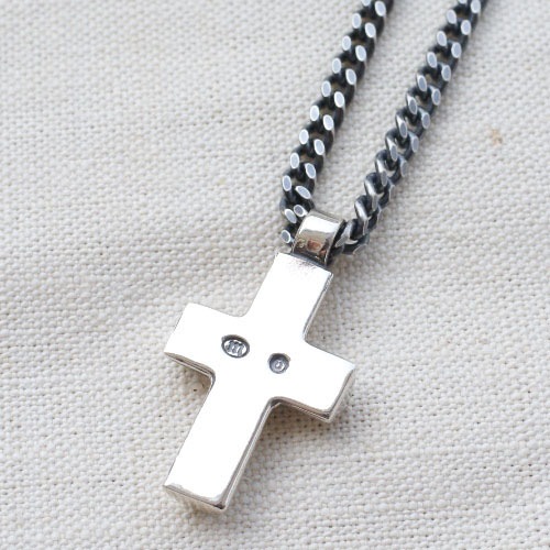 CROSS NECKLACE LARGE