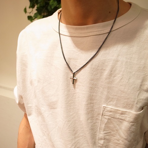 CROSS NECKLACE LARGE