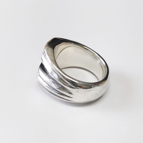 BAD LUCK AKU RING SV