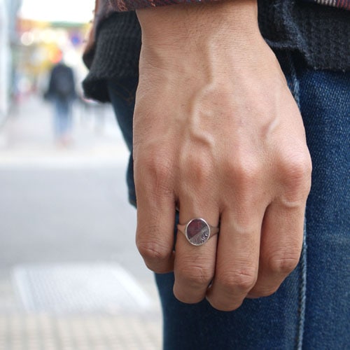 SIGNET RING OVAL LARGE