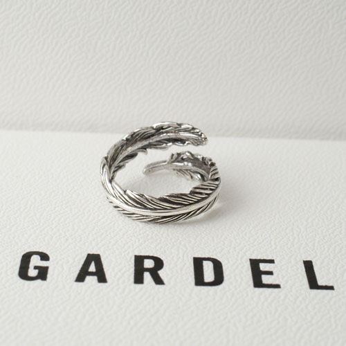 NATURAL FEATHER RING