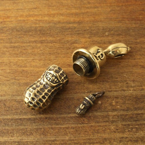 XLARGE PEANUTS/Brass