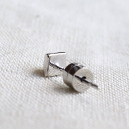 STUDS SMALL PIERCE SV