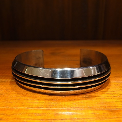 TOM HAWK トムホーク NAVAJO 3連リング 16号 ナバホ族製作のリング