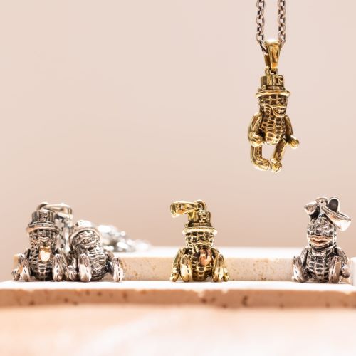 TEDDY PEANUTS (brass) PENDANT