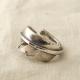 FEATHER RING