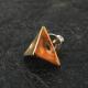 HEAVY TRIANGLE STUDS PIERCE