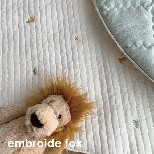 Round rugmat Embroide Fox