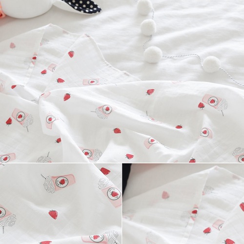 Premium Gaze Blanket / Strawberry Frappuccino