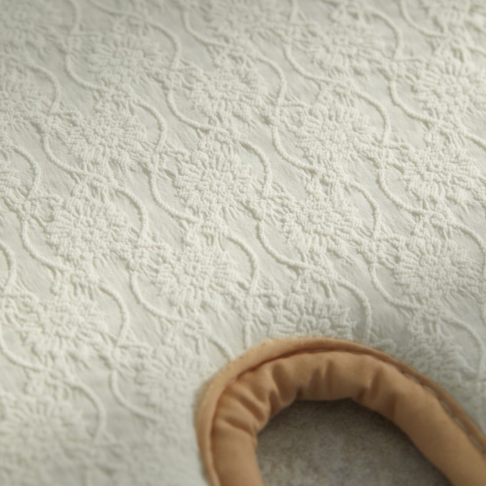 Classic Air_ Damask Elegance Ivory
