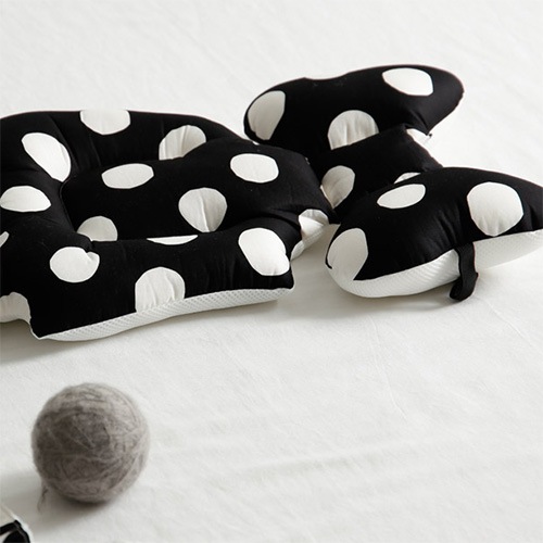 Basic Line / Bid Dot - Black